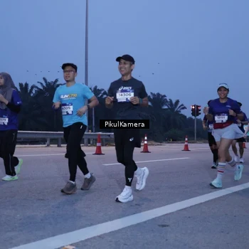 Runner Photo 7332834