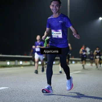 Runner Photo 7332858