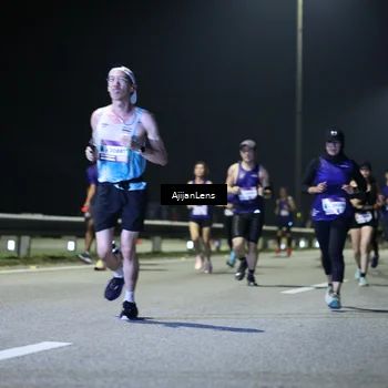 Runner Photo 7332924