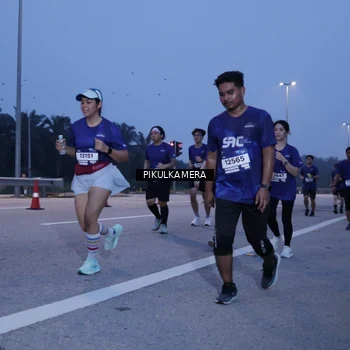 Runner Photo 7332936
