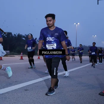 Runner Photo 7332954