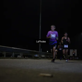 Runner Photo 7333003