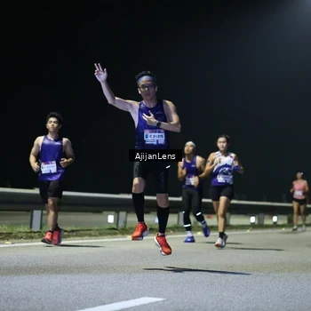Runner Photo 7333063