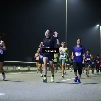 Runner Photo 7333100