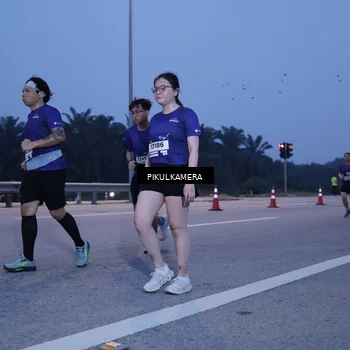 Runner Photo 7333142