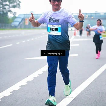 Runner Photo 7333272