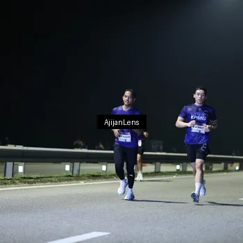 Runner Photo 7333399
