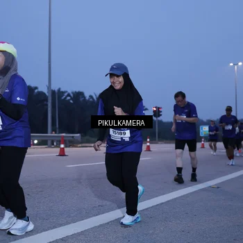 Runner Photo 7333402