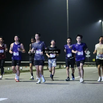 Runner Photo 7333606
