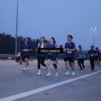 Runner Photo 7333698