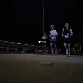 Runner Photo 7333760