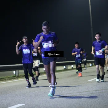 Runner Photo 7333797