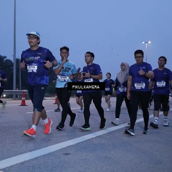 Runner Photo 7333817
