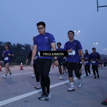Runner Photo 7333912