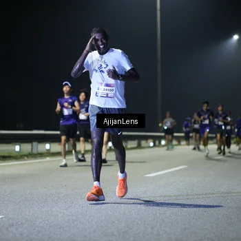Runner Photo 7333993