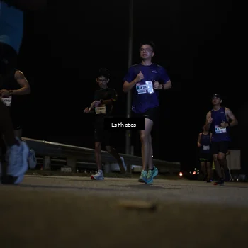 Runner Photo 7334002