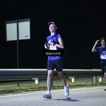 Runner Photo 7334038