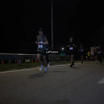 Runner Photo 7334072