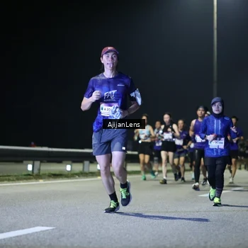 Runner Photo 7334085