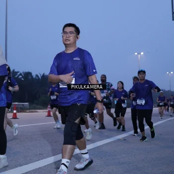 Runner Photo 7334086