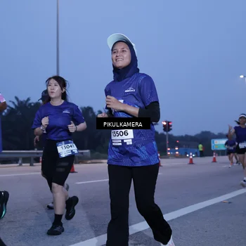 Runner Photo 7334135