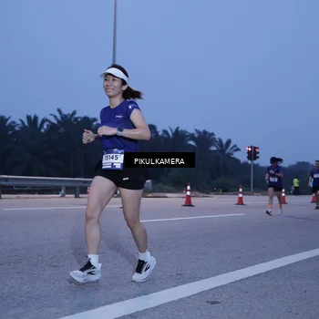 Runner Photo 7334314