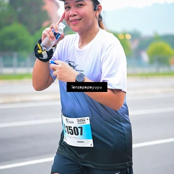Runner Photo 7334399
