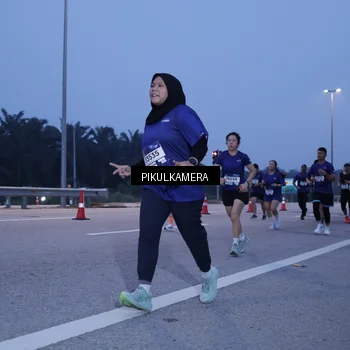 Runner Photo 7334438