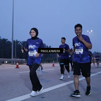 Runner Photo 7334540
