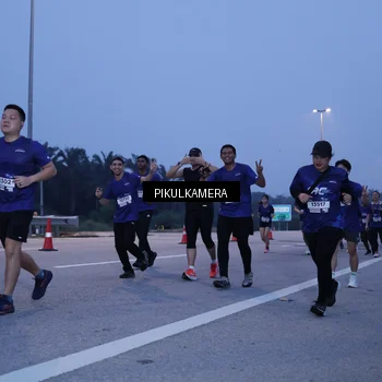 Runner Photo 7334653