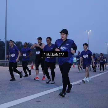 Runner Photo 7334741