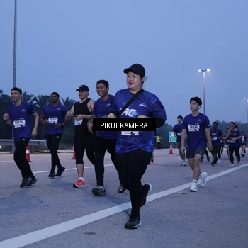 Runner Photo 7334758