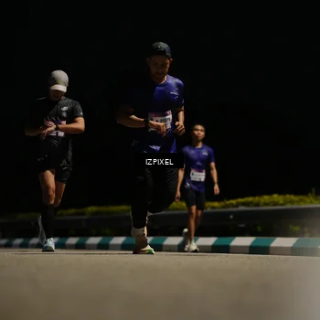 Runner Photo 7334802