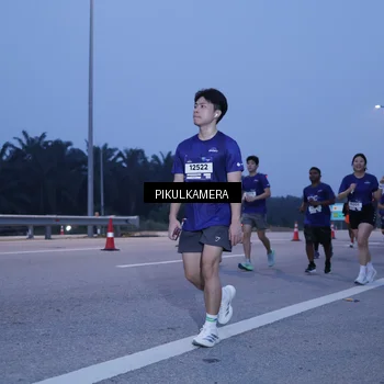 Runner Photo 7334833