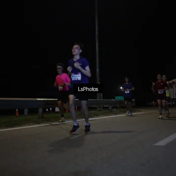 Runner Photo 7334840