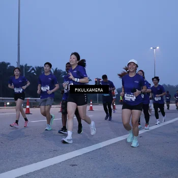 Runner Photo 7334871