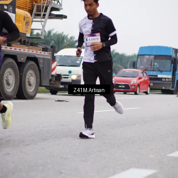 Runner Photo 7334904