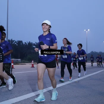Runner Photo 7334905