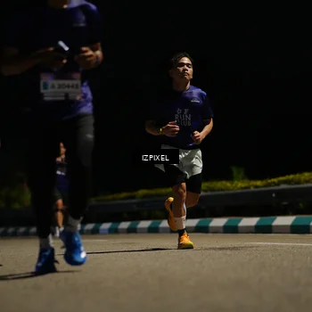 Runner Photo 7334997