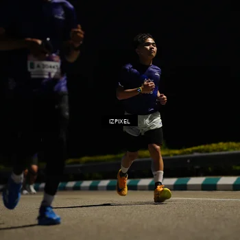 Runner Photo 7335041
