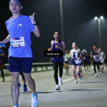 Runner Photo 7335049