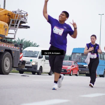 Runner Photo 7335053