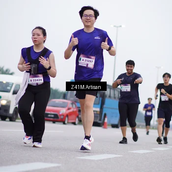 Runner Photo 7335073