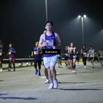 Runner Photo 7335107