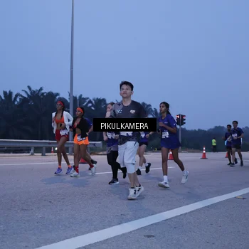 Runner Photo 7335208