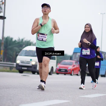 Runner Photo 7335210