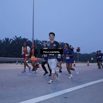 Runner Photo 7335249