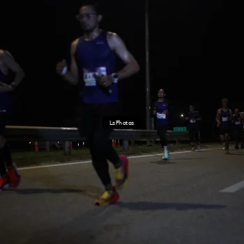 Runner Photo 7335299