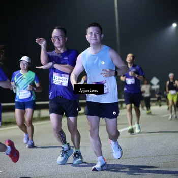 Runner Photo 7335307
