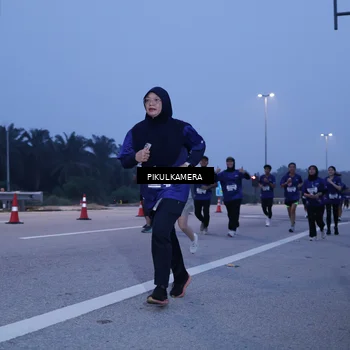 Runner Photo 7335309